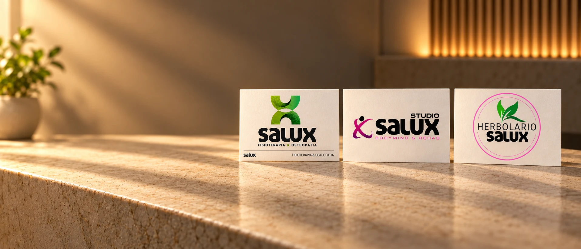 Tarjetas corporativas de Clínica Salux, Studio Salux y Herbolario Salux